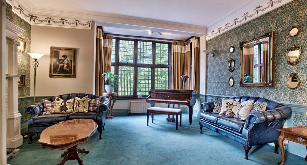 The Blue lounge with sofas