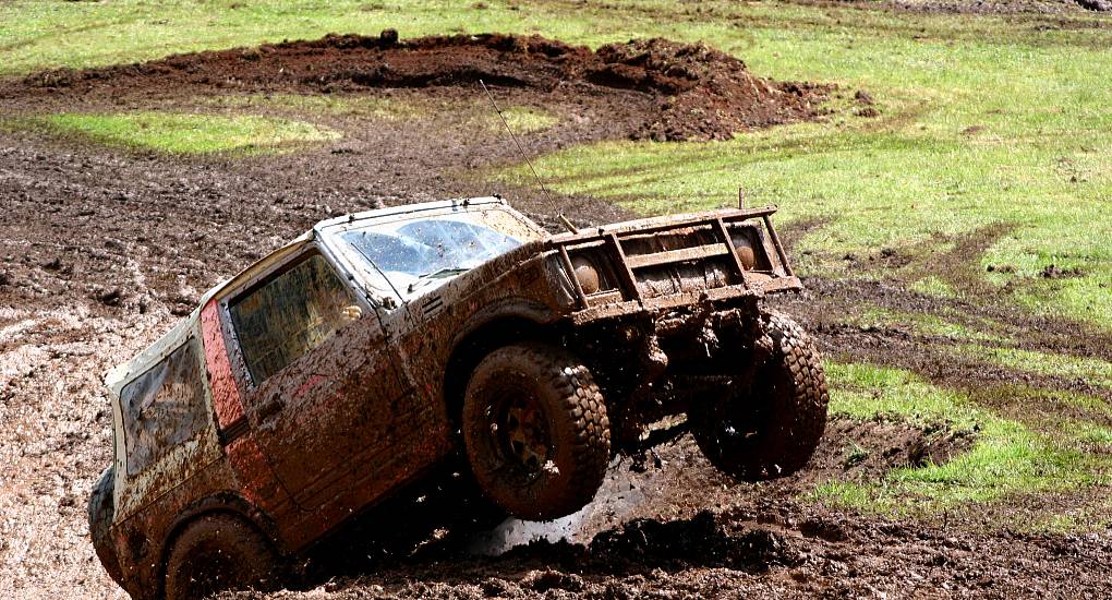 4x4 Off Road Driving