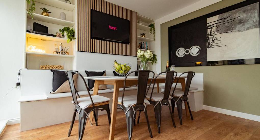 BH3 Bournemouth stag & hen party house dining area