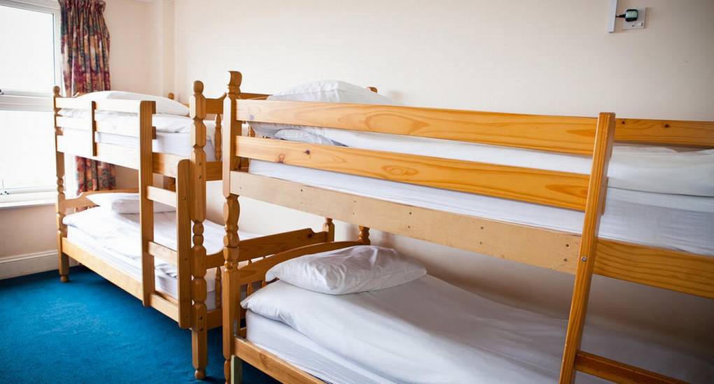 bronze hen do accommodation bunk beds