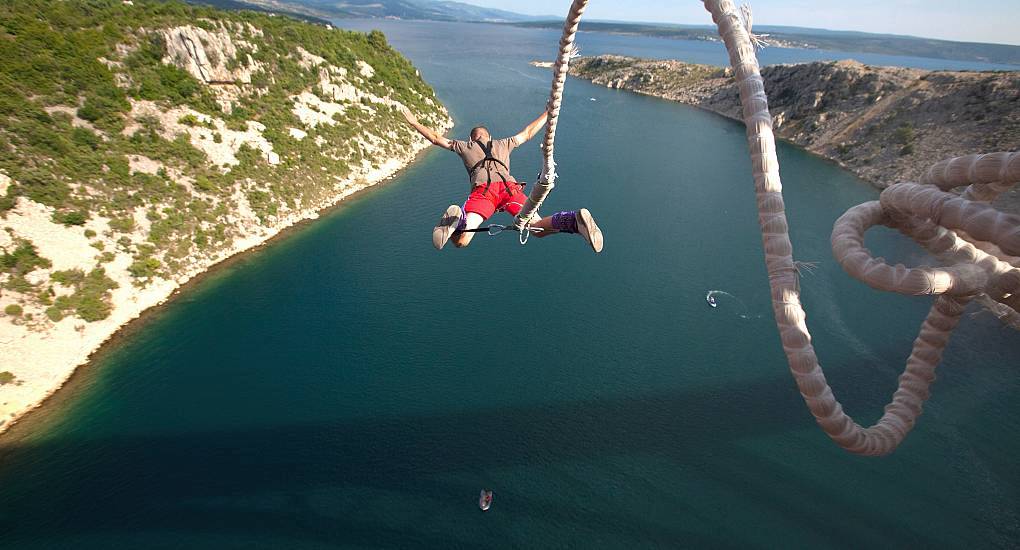 Bungee Jumping is an exhilarating Sofia stag activity