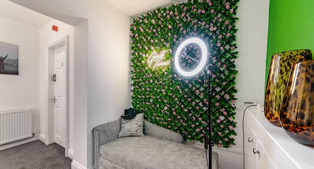 chester-fifteen-chic-decor.jpg