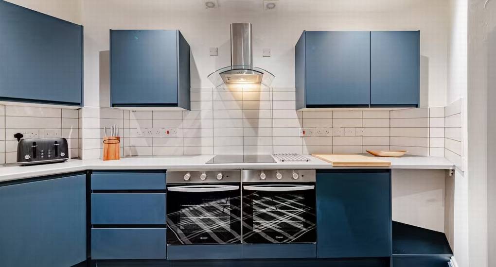 chester-fifteen-kitchen-side-view.jpg