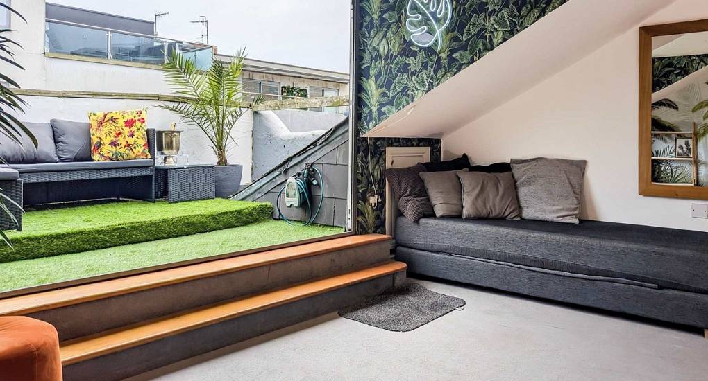 colour-house-bedroom-and-chaise.jpg