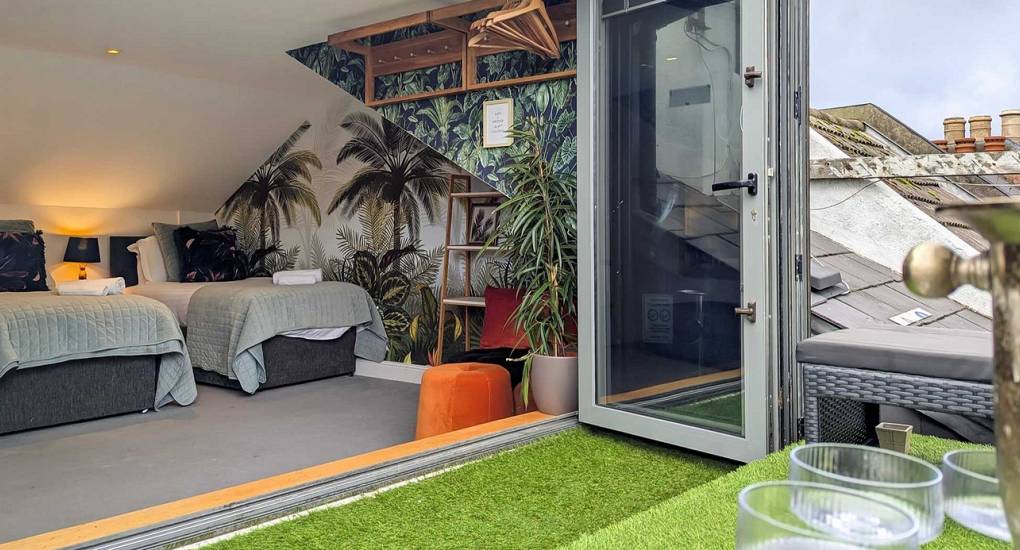 colour-house-roof-terrace.jpg
