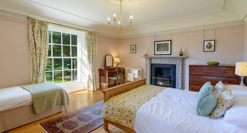 foxglove-cottage-bedroom-three.jpg