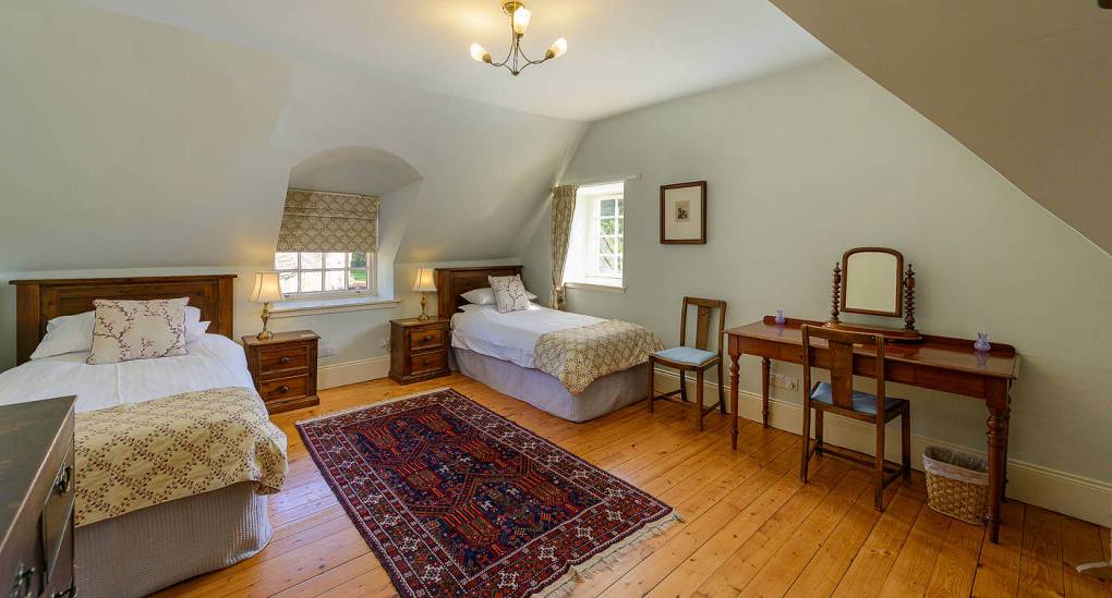 foxglove-cottage-twin-bedroom.jpg
