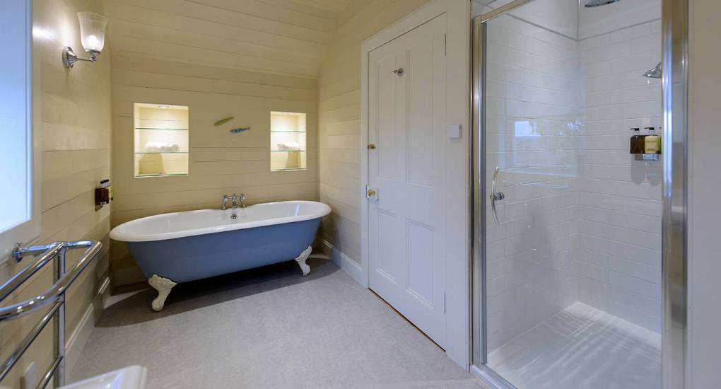 heather-cottage-bathroom-three.jpg