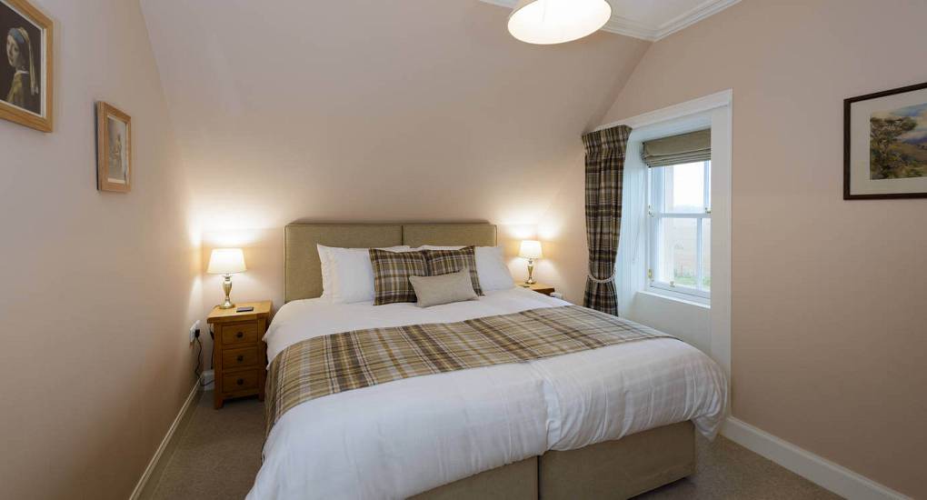 heather-cottage-bedroom-three.jpg