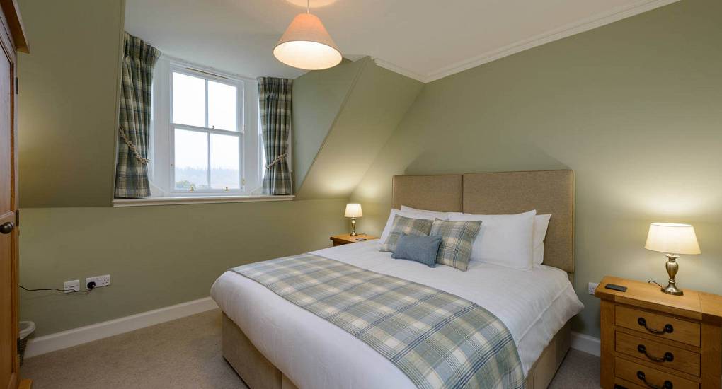 heather-cottage-bedroom-two.jpg