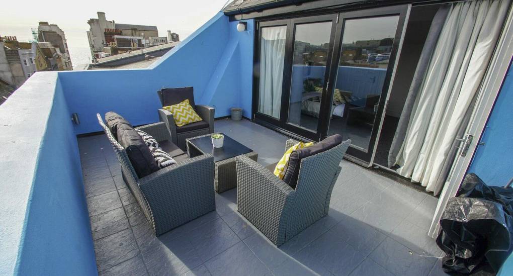 Rooftop terrace with seating 