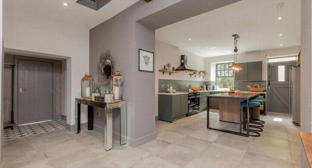 Hallway leading into the kitchen