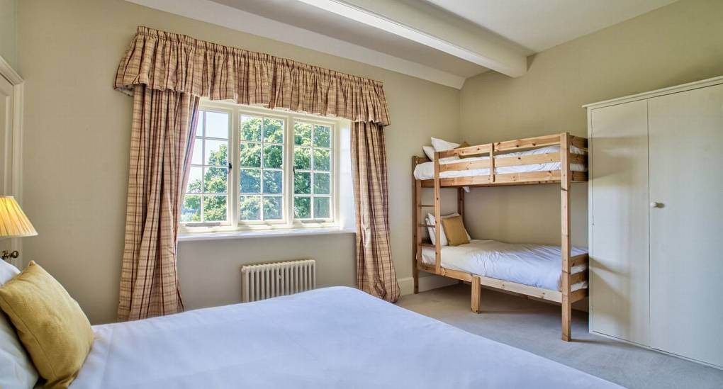 Bunk bed in double bedroom