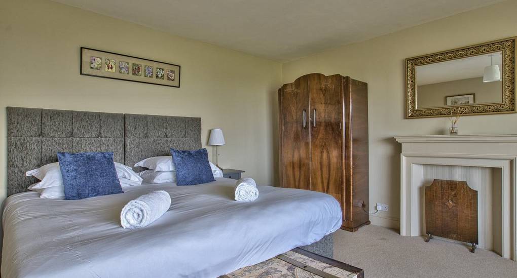 King size double bedroom with fire place
