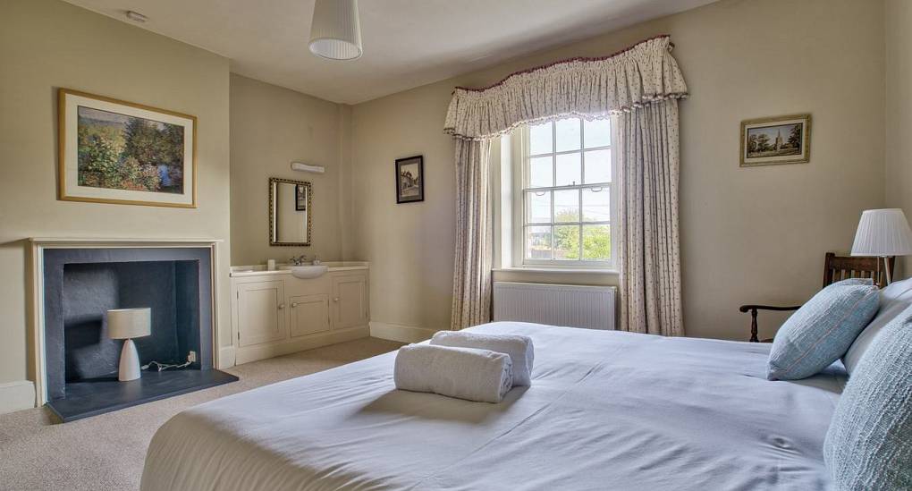 Double or twin bedroom with natural light