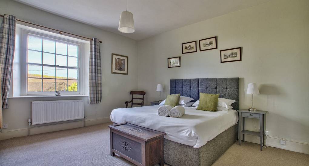 Bedroom with double or single bed and big window