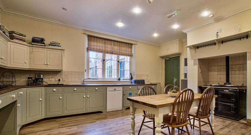 Spot lights in farmhouse kitchen