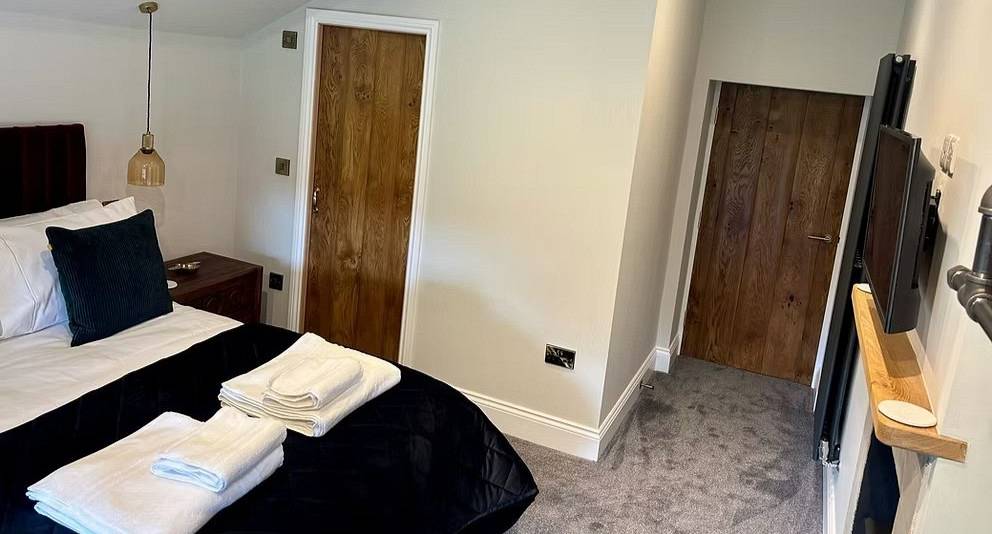 hookstone-farmhouse-bedroom-three-alt-view.jpg