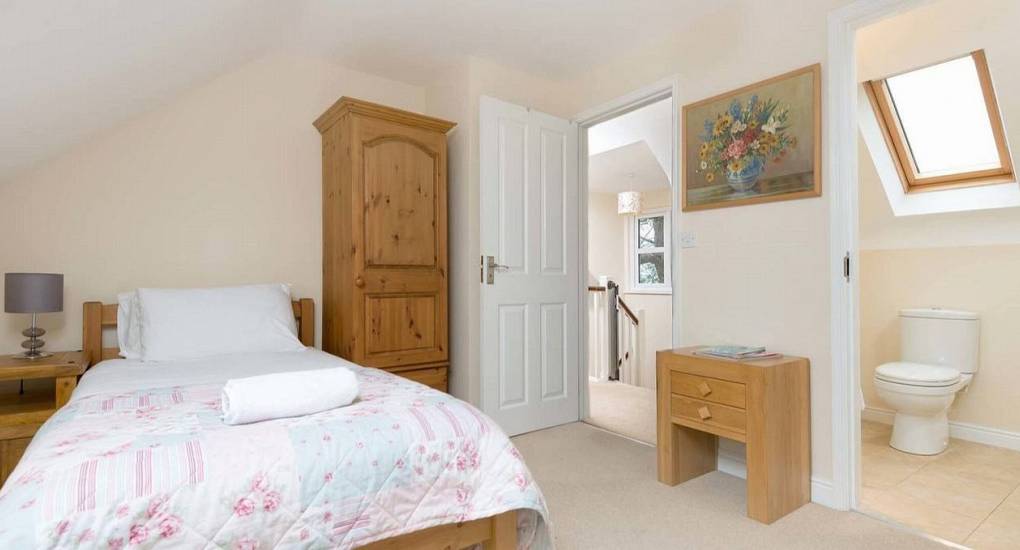 new-forest-bedroom-hen-do-accommodation-bedroom-7