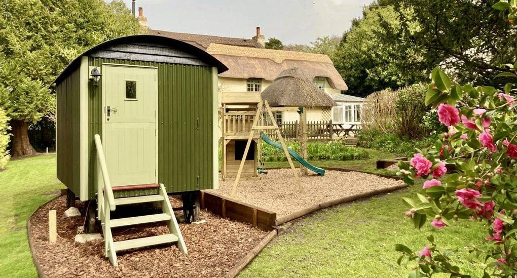 New Forest hen do accommodation, The Secret Garden has a shepherds hut