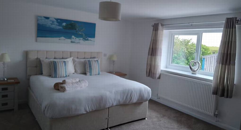 new-yorker-double-bedroom.jpg