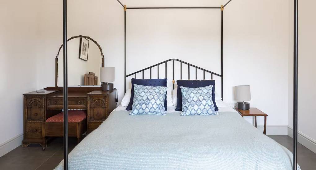 orchard-barns-bedroom-four.jpg