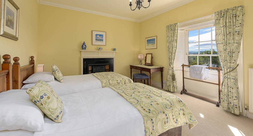 primrose-cottage-bedroom-one.jpg
