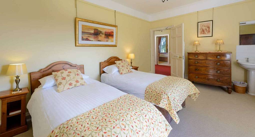 primrose-cottage-bedroom-three.jpg