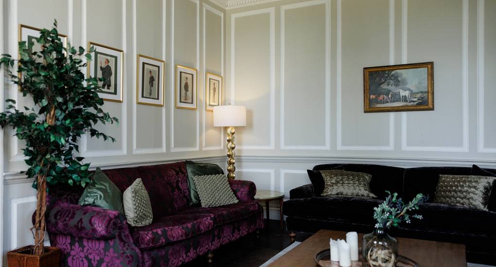 Alternative view of the lounge area at the Regal Manor two luxury party house