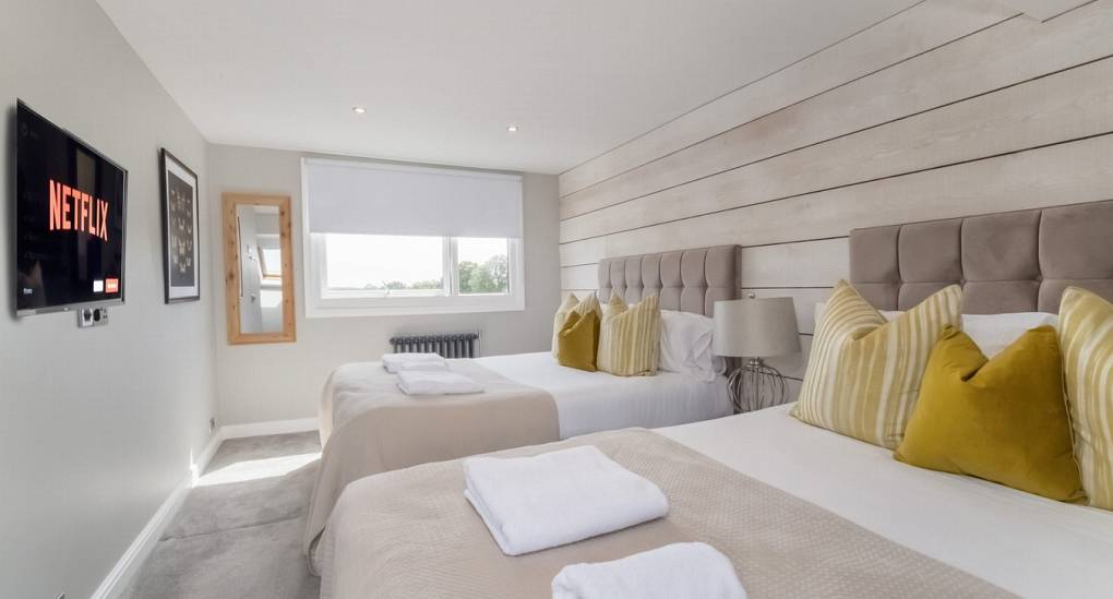 shire-house-york-bedroom-five.jpg