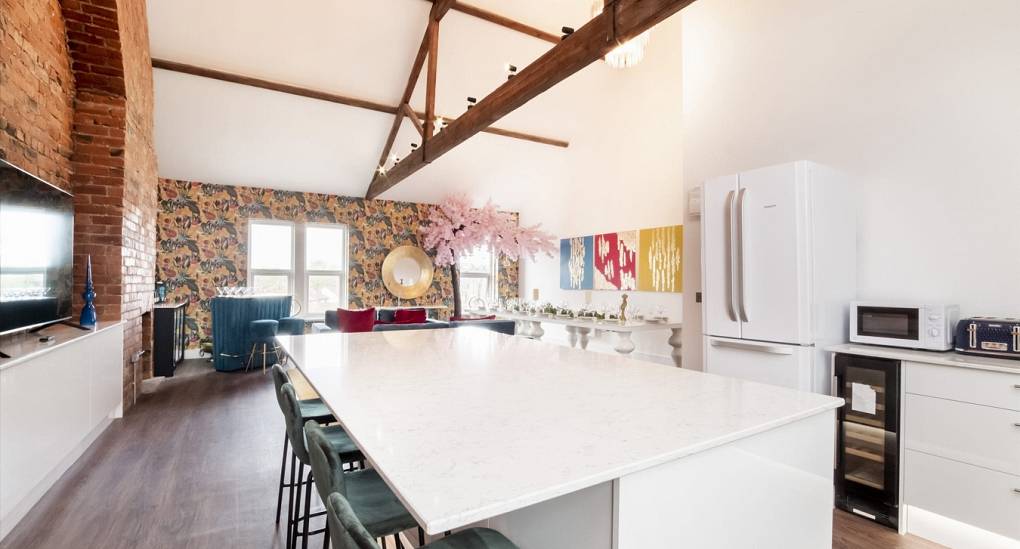 shire-manor-york-kitchen-lounge-diner.jpg