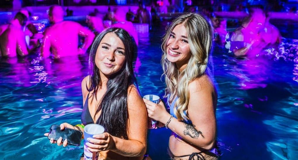 Two woman enjoying the Spa Party
