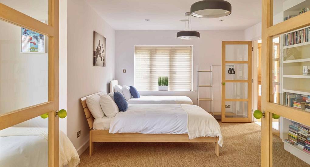 Flexible twin or double bedroom at Spa Town, a large Cheltenham hen party house sleeping 24.