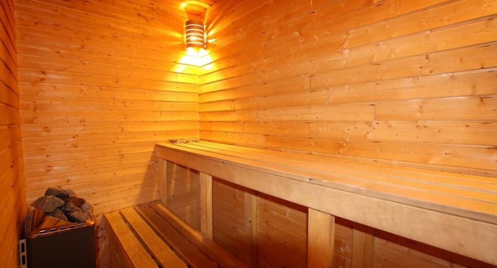 sauna seating