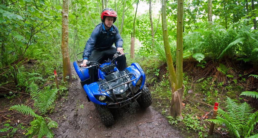 Tackling obstacles on a quad bike