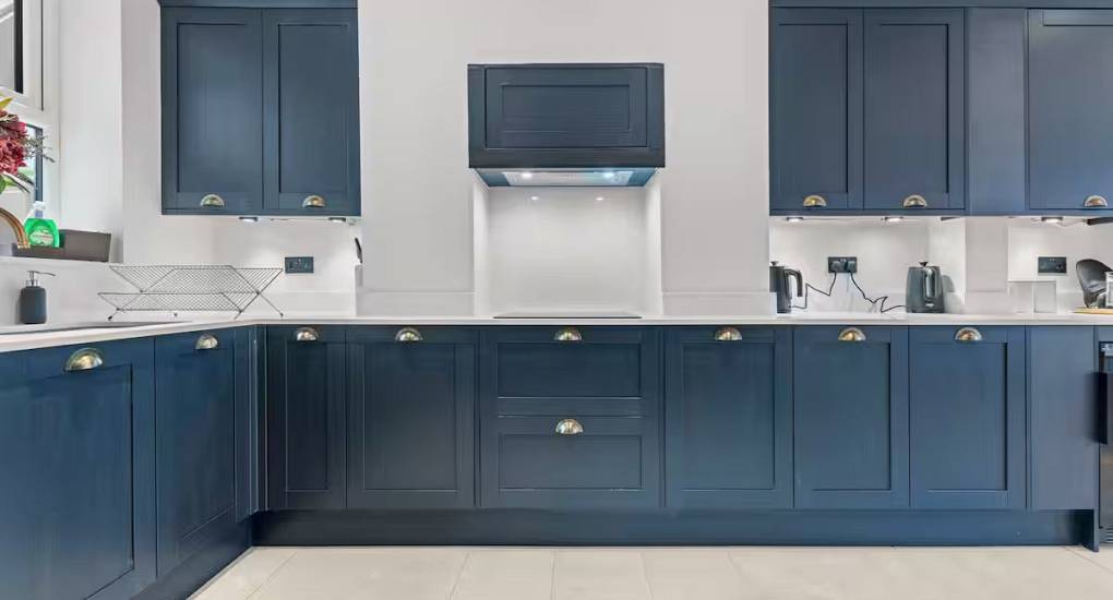taff-house-cardiff-kitchen-alt-view.jpg