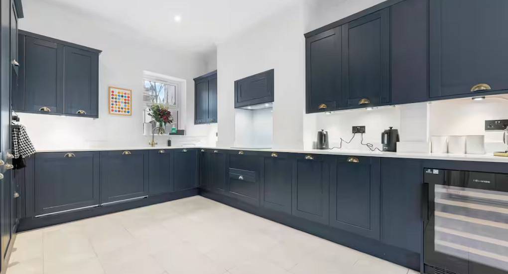 taff-house-cardiff-kitchen.jpg