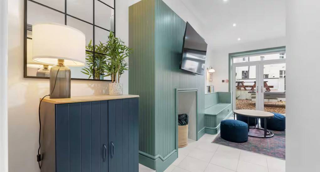 taff-house-cardiff-lounge-alt-view.jpg