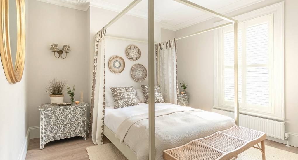 Bedroom 3 at The Drift: Central Bournemouth hen weekend accommodation with King-sized bed and en-suite.