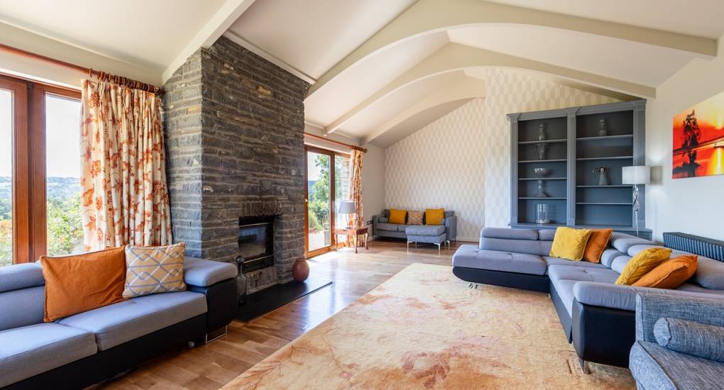 Alternative view of the lounge area at the Retreats Bristol hen party accommodation