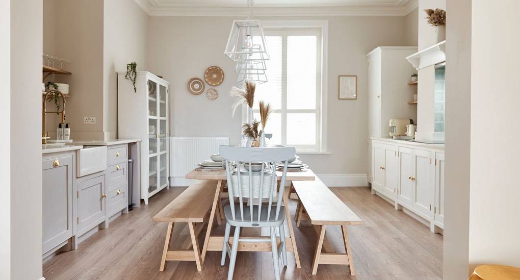 The Shoreline: Luxury Bournemouth beach house for hen parties, featuring a large social kitchen-diner and seating for 20 guests.