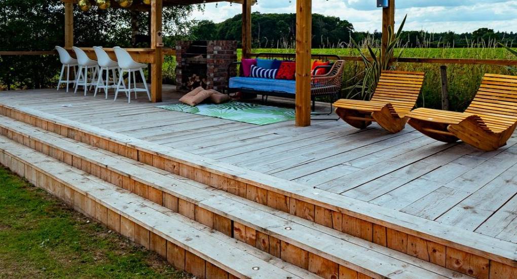 Large decking area