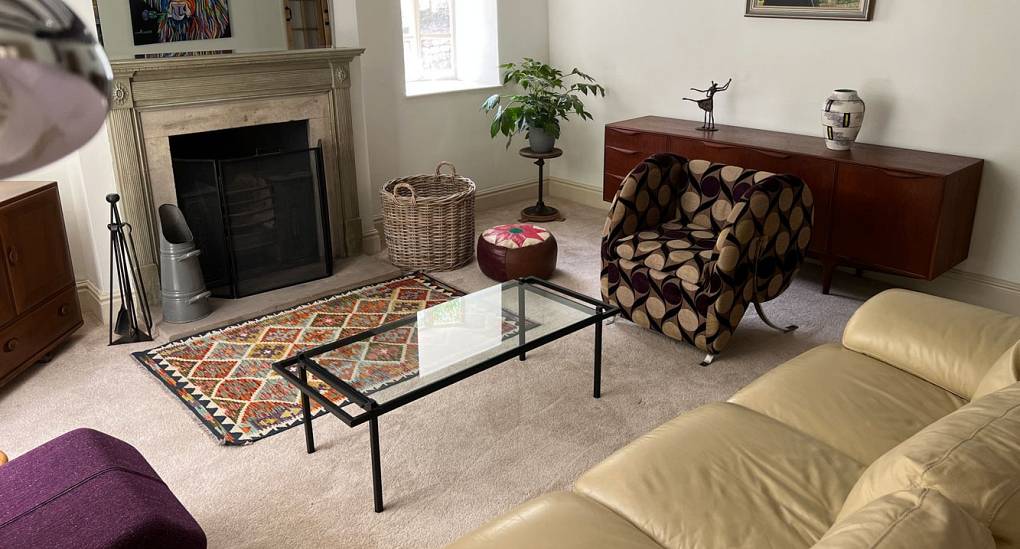 yorskshire-villa-lounge-area-alt-view.jpg