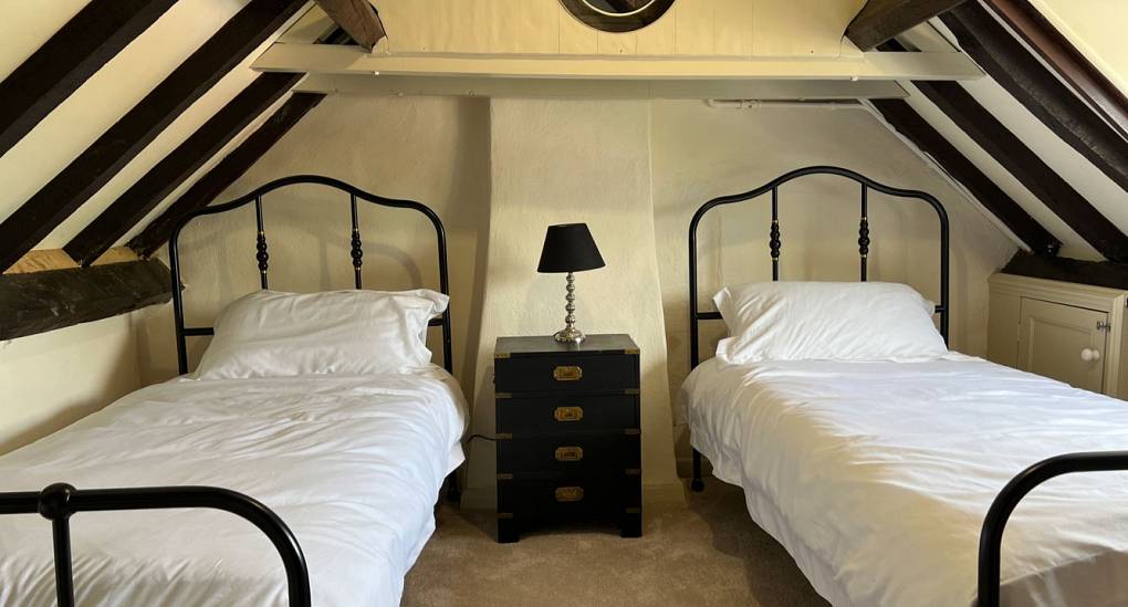 yorskshire-villa-second-loft-room.jpg